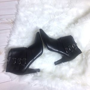 Eva and Zoe black ankle boots